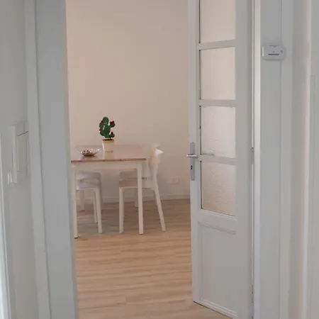 Deruchi 1 *